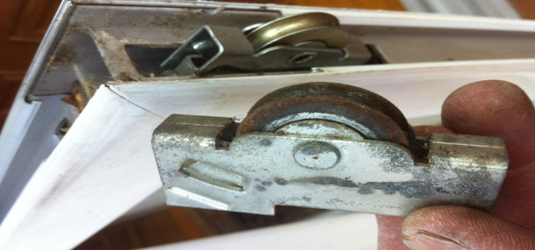screen door roller repair in Calistoga